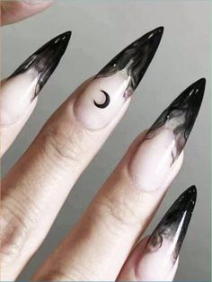 Verschiedenfarbig  Collar    Bunte Nägel Embellished Gothic Nail Art, Witch Nails, Witchy Nails, Gothic Nails, Goth Nails, Stiletto Nails Designs, Dope Nail Designs, Halloween Nail Designs, Nail Designs Glitter