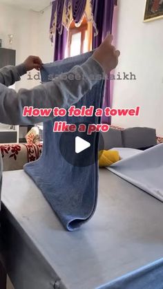 Fold Towels Like Hotel, Towel Curtains, Folding Tips, Air Fryer Recipes Chicken Breast, Folding Hacks, Fold Towels, Towel Folding, Pet Goldfish, Folding Towels