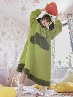 SizeSLFull Length112115Shoulders5355.5Bust132138Sleeve Length5153Hem Circumference228232 Green Long Sleeve Sleepwear For Fall, Winter Long Sleeve Sleepwear, Long Sleeve Hoodie For Sleep In Winter, Long Sleeve Winter Sleep Hoodie, Winter Long Sleeve Sleep Hoodie, Casual Hooded Sleepwear For Fall, Oversized Long Sleeve Cozy Sleepwear, Oversized Cozy Long Sleeve Sleepwear, Winter Fleece Sleepwear With Long Sleeves