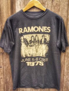 RAMONES 100% Cotton New Vintage Band T-Shirt (Front View) - Vintage Band Shirts Ramones Shirt, Ramones T Shirt, Types Of Cotton Fabric, Vintage Band Shirts, The Ramones, Vintage Band T Shirts, Shirt Wrinkles, Rock Vintage, Retro Styles