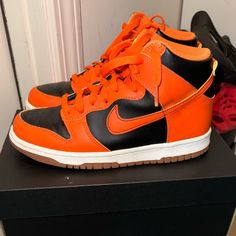 Used (In Good Condition) Size 7y/ Women’s 8.5 No Box Nike Dunk High, Dunk High, Kids Nike, Shoes Nike, Nike Dunk, Nike Black, Nike Dunks, Black Orange, Black Nikes