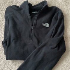 North Face Quarter Zip Outfit, Sweater Zip Up, Fleece Outfit, North Face Sweater, Wardrobe Update, North Face Fleece, Face Men