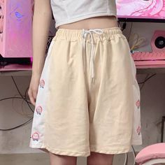 Color: Pink,Purple,Apricot Size:One Size（Waistline 65-104cm,length 45cm） Black Love Heart, Purple Cute, Patchwork Denim Skirt, Cute Peach, Peach Shorts, High Waisted Pleated Skirt, Harajuku Outfits, Rose Beige, Black High Waist