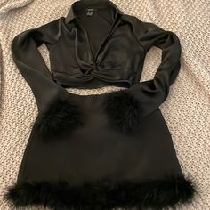 Such A Cute Black Set From Forever21. Skirt - Never Worn, Size Xs. Top - Worn Once, Size Xs. Selling As A Set Only! Feathers On Both Sleeves And On Bottom Of Skirt. Paid $29 For Skirt And $20 For Top. Trendy Black Mini Skirt For Party Season, Forever 21 Mini Length Skirt For Party, Trendy Black Mini Skirt From Forever 21, Black Fitted Mini Skirt For Party Season, Forever 21 Black Mini Skirt For Night Out, Forever 21 Black Mini Skirt For Date Night, Chic Forever 21 Mini Skirt For Night Out, Trendy Forever 21 Mini Skirt For Date Night, Elegant Forever 21 Mini Skirt For Party