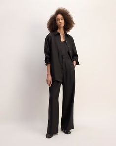 The Linen Boyfriend Shirt Black – Everlane Versatile Oversized Shirt For Work, Oversized Blouse With Roll-up Sleeves And Shirttail Hem, Versatile Workwear Shirt With Shirttail Hem, Oversized Blouse With Roll-up Sleeves And Spread Collar, Oversized Tops With Button Cuffs For Work, Relaxed Fit Shirt With Shirttail Hem For Daywear, Chic Shirt For Daywear With Relaxed Fit, Oversized Shirt With Shirttail Hem For Work, Sleek Relaxed Fit Blouse For Work