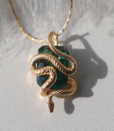 Cool Necklace, Pinterest Profile, Snake Pendant, Snake Jewelry, Cool Necklaces