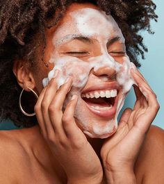 White Teeth Overnight, Best Natural Face Wash, Nail Whitening, Get Whiter Teeth, Baking Soda Benefits, Citrus Essential Oil, Exfoliating Body Scrub, How To Apply Eyeshadow