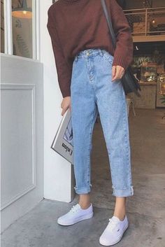 Comfortable Jeans Outfit, Comfy Jeans Outfit, Outfit For Travel, Look Retro, Comfy Jeans, K Fashion, Moda Jeans, Comfortable Jeans