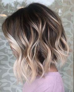 Short Wavy Hairstyles, Hair Colour Design, Kardashian Hair, Short Brown Hair, Balayage Blonde, Haircut Designs, Wavy Hairstyles, Beautiful Hair Color, Hairstyles Women