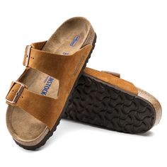 The legendary two-strap design from BIRKENSTOCK - the Arizona. Iconic style with the signature comfort of the BIRKENSTOCK footbed. Featuring color-coordinated buckles with a textile feel and matte design, as well as the outsole to round off the shoe's look. With its additional foam layer, the soft footbed offers extra comfort – all day long. The upper is made from especially soft suede. Original BIRKENSTOCK soft footbed; anatomically shaped Upper: suede Footbed lining: suede Sole: EVA Details: t Suede Outfit, Two Strap Sandals, Birkenstock Women, Footbed Sandals, Birkenstock Sandals, Birkenstock Arizona, American Shirts, Summer Trends, Soft Suede