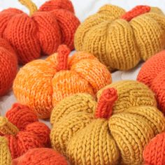 Pumpkin Softie Knitting Pattern (PDF Download) Yarn Pumpkins, Knit Pumpkins, Halloween Knitting, Rib Stitch Knitting, Studio Knit, Knit Projects, Knitting Needles Sizes, Quick Knits, I Cord