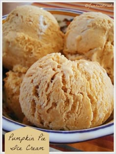 three scoops of pumpkin pie ice cream on a plate