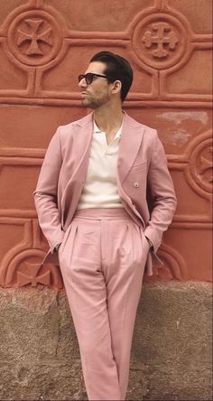 Super 100's Handcrafted Double breasted suit for men. Men Pastel Outfit, Pink Blazer Men, Vietnam Tailor, Colorful Suits, Italian Style Wedding, Formals For Men, Visual Moodboard, Wedding Suit For Men, Gentleman Mode