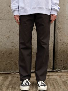 Editor's NotesA timeless garment from STAFFONLY, this pants are crafted from cotton twill- Cotton twill- Comfort fit- Straight leg- Open bottom- Back side woven label attached- Hand pocketsMeasurements (inch)M / L- Length: 39.4 in. / 40.2 in.- Waist: 13 in. / 13.8 in.- Thigh: 12.6 in. / 13 in.- Rise: 13 in. / 13.6 in.- Bottom Opening: 7.9 in. / 8.5 in.*Model Info.Victory: Height 5'8 Fitting Size - M Composition & Care- 100% Cotton- Machine wash in cold water  Natural dryingDes Brown Chinos With Pockets And Straight Hem, Brown Chino Cotton Twill Bottoms With Welt Pockets, Brown Cotton Jeans With Straight Hem, Classic Straight Hem Cargo Pants For Streetwear, Classic Cargo Pants With Straight Hem For Streetwear, Classic Cargo Pants For Streetwear With Straight Hem, Classic Everyday Cotton Cargo Pants, Brown Straight Leg Cotton Chinos, Brown Straight Leg Chino Bottoms