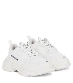 Look to Balenciaga Kids for cult-favorite designs in mini-me sizes, such as these white Triple S sneakers. Made from a combination of mesh and faux leather, they have hiking-inspired laced and are set on the silhouette's namesake triple-stacked rubber soles. | Balenciaga Kids Triple S sneakers Girls Sneakers, Sketchers Sneakers, Mini Me, Sneakers White, Air Jordan Sneaker, Girls Shoes, Kids Shoes, Balenciaga, White And Black