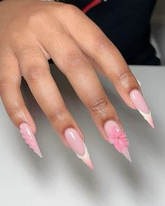 Short Stiletto Nails Designs, Pink Stiletto Nails, Thanksgiving Aesthetic, Acrylic Nails Stiletto, Stilleto Nails Designs, Sassy Nails, Girly Acrylic Nails, Stiletto Nails Designs