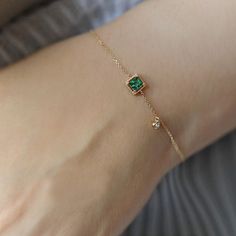 Teenager Party, Gold Jewelry Gift, Emerald Crystal, Emerald Bracelet, Classy Jewelry, Fancy Jewellery, Silver Chain Bracelet, Jewelry Lookbook