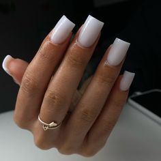 Cum White Acrylic Nails Square, Short Square Nails Milky White, Active Length Acrylic Nails, White Square Nails, White Tip Nails, Lilac Nails, Nail Jewels, White Acrylic Nails, French Tip Acrylic Nails