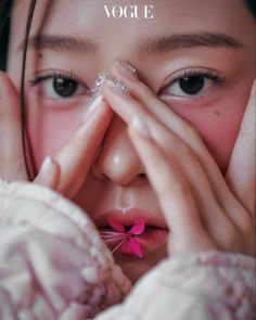 Make Up Studio, Editorial Art, Shotting Photo, 사진 촬영 포즈, Beauty Shoot, Photoshoot Concept, Beauty Shots, Vogue Korea, Pose Reference Photo