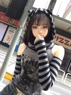 Soft Gril, Punk Cat, Punk Top, Patchwork Hoodie, Style Kawaii, Striped Cat, Streetwear Grunge, Unique Hoodies, Stripe Outfits