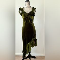 Bust: 29.9 Waist: 26.0 Hips: 35.8 Length: 45.7 Stretch: Medium Regular Fit Green Asymmetrical Dress, 8th Grade Dance Dresses, Asymmetrical Maxi Skirt, Cider Dresses, Asymmetrical Black Dress, Freakum Dress, Twist Dress, Watercolor Dress, Asymmetrical Midi Dress