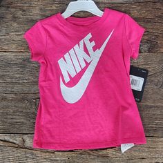 Nwt Bin Se.K Nike Tops With Logo Print For Spring, Cute Nike Short Sleeve Tops, Cute Nike White Tops, Cute White Nike Top, Tops Nike, Nike Tee, Nike Pink, Nike Tees, Kids Nike