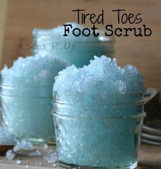 Foot Scrub Recipe, Homemade Foot Scrub, Foot Soaks, Diy Body Scrub Recipes, Salt Scrubs, Haut Routine