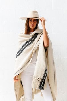 Pampa poncho | Black on white Minimal Dresses, Minimalist Street Style, Minimal Dress, Salt Flats, Fashion High Heels, Sheep Wool, Everyday Style