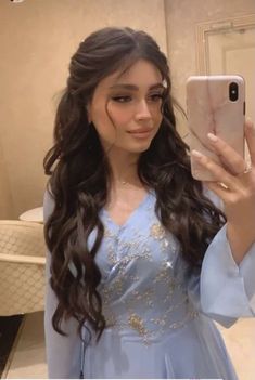 Simple Prom Hair, Ball Hairstyles, Quince Hairstyles, Prom Hairstyles For Long Hair, Hair Shows, Hairdo For Long Hair, Hair Stylist Life, Wedding Hairstyles For Long Hair