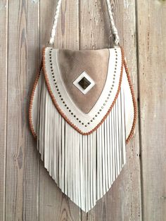 Venus Fringe Crossbody Bag by nativerainbow on Etsy Leather Fringe Purse, Western Bag, Painted Hills, Fringe Crossbody Bag, Fringe Purse, Medicine Bag, Fringe Bags, Boho Bags, Leather Projects