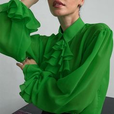 Style: leisure Pattern Type: Normal Details: Ruffles; Sheer; Turtleneck Neckline: turtleneck Type: slim fit Sleeve length: long Waistline: standard Hem shape: loose Length: regular Fit Type: Loose Elasticity: no Material: Fabric Composition: 100% polyester Care Instructions: Hand wash or professional dry clean This exquisite Green Chiffon Blouse features a sheer tone, lace trim design and an elegant high neck style. It is crafted to provide superior breathability and softness to keep you comfort Haut Transparent, Women Ruffle Blouse, Chiffon Blouses, Sweet Shirt, Plain Blouse, Fitted Blouses, Chiffon Ruffle, Sheer Chiffon, Spring Shirts