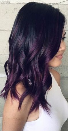 Hair Color Plum, Dark Purple Hair, Violet Hair, Purple Highlights, Haircut And Color, Hair Inspiration Color, Hair Color For Black Hair