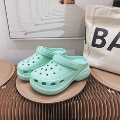 Summer Women Clogs Quick Dry Wedges Platform Garden Shoes Beach Sandals Home Slippers Thick Sole Increased Flip Flops for Women Platform Garden, Clogs Platform, Shoe Sandals, Ladies Slides, All Black Shoes, Girl Beach, Summer Heels, Korean Fashion Casual, Nude Shoes