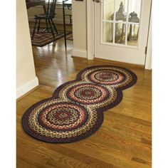 Folk Art Braided Rug 30 x 72 Runner Chenille Crochet Rug, Crochet Circles Rug, Plarn Crochet Rugs, Crochet Rugs Tutorials, Handmade Rug Tutorial, Handmade Yarn Rug, Rag Crochet Rug, Crochet Floor Rug Patterns Free, Crochet Bedroom Rugs