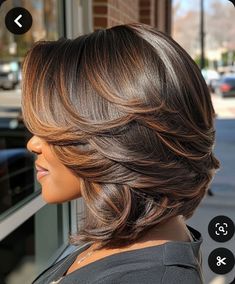 Shaggy Short Hair Black Women, Side Bob Black Women, Black Hair Bobs, Layered Bob Black Women, Highlights On Black Women, Chocolate Brown Hair Color Black Women, Highlights For Black Women, Hair Highlights For Black Hair, Short Blowout