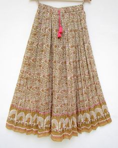 "ITEM DESCRIPTION yellow peacock border printed cotton long maxi skirts - broomstick style Indian look maxi skirts Material: 100% cotton voile soft crinkled fabric Length: - 38 inch long Waist :-28.00 inch full (14 inch half) 28 inch relaxed can stretch up to 50 inch Size: free size (fit to all) PRODUCT NAME: - Long Women Maxi skirts Ladies Vintage Long skirts Company Return Policy: Please write for more information to my email directly CHOOSE \"ASK SELLER QUESTION \" payment policy:- we accepts Bohemian Cotton Maxi Skirt For Festivals, Bohemian Full-length Cotton Skirt, Yellow Peacock, Crinkled Fabric, Indian Look, Womens Maxi Skirts, Bohemian Look, Long Maxi Skirts, Vintage Rock