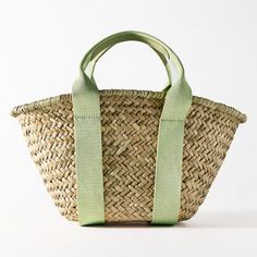 Brand New Zara Bucket Bag For Vacation, Zara Bucket Bags For Vacation, Green Crossbody Bucket Bag For Spring, Green Spring Crossbody Bucket Bag, Summer Green Bags With Braided Handles, Green Bags With Braided Handles For Spring, Green Bucket Bag With Adjustable Strap For Spring, Green Bucket Bag For Everyday Spring Use, Green Bucket Bag For Daily Use In Spring