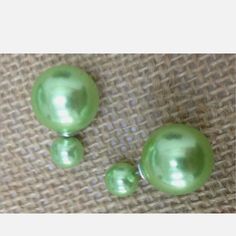 Brand New Green Pearl Ear Stud Double Sided Earrings. 16mm/8mm Fashion Earrings Studs, Pearl Ornaments, Hummingbird Earrings, Natural Pearl Earrings, Double Sided Earrings, Green Metal, Green Pearls, Ear Stud, Grass Green