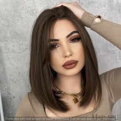 10 Trendy Hairstyles to Rock This Winter
#DIYHairTips #SalonAtHome #HairCareSecrets Fete Emo, Shoulder Length Hair Cuts, Haircuts For Medium Hair, Balayage Brunette, Trik Fotografi, Long Bob, Shoulder Length Hair, Medium Length Hair Cuts, Balayage Hair