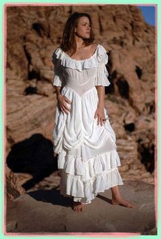 Western Bride Dress | Western Wedding Dresses Cowboy Cowgirl Wedding Dress, Western Style Wedding Dress, Wedding Dress Diy, Western Chic Fashion, Western Style Wedding, Cowgirl Wedding, Western Dresses For Women, Cowgirl Dresses, Western Wedding Dresses