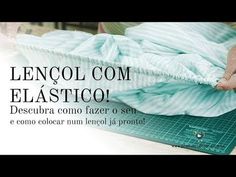 a person laying in bed on top of a cutting mat with the words lencol com elastico