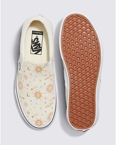 Customs Celestial Slip-On Unique Vans, Customised Vans, Snow Surfing, Slip On Vans, Vans Store, Van Doren, Vans Logo, Custom Vans, Vans Shop