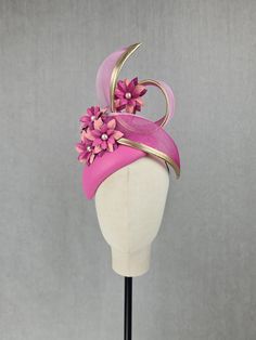 Wedding Guest Fascinators, Millinery Diy, Fascinator Hats Outfit, Wedding Hats For Guests, Unusual Hats, Fascinator Hats Diy, Church Suits And Hats, Fascinator Hats Wedding, Bridal Fascinator