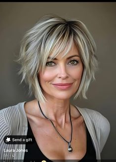 Short Blonde Haircuts For Women Over 50, Short Hairstyles Round Face Plus Size, Modern Long Hairstyles, Women In Their 40s, Layered Haircuts For Medium Hair, Hairstyles And Haircuts, Choppy Bob Hairstyles, Chin Length Hair, Messy Short Hair