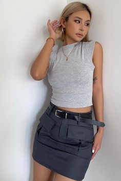 Casual Fitted Gray Mini Skirt, Gray Fitted Mini Skirt Casual Style, Fitted Gray Mini Skirt Casual, Fitted Gray Mini Skirt For Summer, Trendy Gray Cotton Mini Skirt, Gray Fitted Skirt For Summer, Fitted Gray Skirt For Summer, Casual Fitted Gray Skort, Fitted Gray Skort For Summer