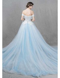 Romantic Ball-Gown Off-the-Shoulder Sweep Train Tulle Wedding Dress With Appliques Lace Off-shoulder Tulle Quinceanera Dress For Debutante Ball, Off-shoulder Tulle Quinceanera Dress For Prom Season, Off-shoulder Quinceanera Dress For Wedding In Prom Season, Prom Season Off-shoulder Quinceanera Dress, Tulle Wedding Dress With Long Train For Quinceanera, Tulle Wedding Dress With Long Train For Debutante Ball, Quinceanera Tulle Wedding Dress With Long Train, Banquet Ball Gown With Detachable Train In Tulle, Quinceanera Wedding Dress With Long Train