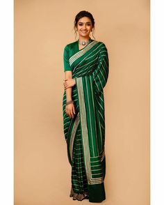 Keerthi Suresh, Keerthy Suresh, Fashionable Saree Blouse Designs, Set Saree, Half Sleeve Blouse, Green Saree, Stylish Sarees, Outfit Trends