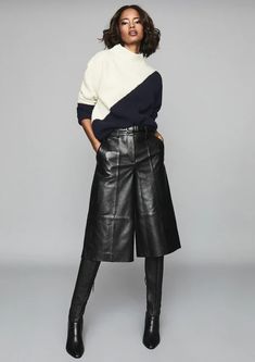 How To Wear Culottes, Culottes Outfit, Leather Culottes, Fashion Forward Outfits, Cooler Look, Business Outfit, Leather Outfit