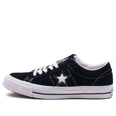 The Converse One Star Ox 'Black Suede' sneaker is a stylish and comfortable choice for athletes and fashion enthusiasts alike. Made of premium suede with contrast top stitching, embroidered One Star logo, and flat laces, this shoe is perfect for a busy day or night out. The vulcanized midsole and high rubber foxing provide durability while the Waffle outsole ensures a good grip. (SNKR/Skate/Unisex/Low Top) Converse One Star Black, Converse Star Player, Converse Low Tops, Converse Star, Black Suede Shoes, 9th Grade, Contrast Top, Converse One Star, Black Converse