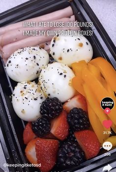 Protein Boxes, Adult Bento Box, Protein Box, Low Calorie Protein, Colorful Hairstyles, Healthy Lunch Snacks, Keto Success, Healthy Keto Recipes, Healthy Lunch Meal Prep